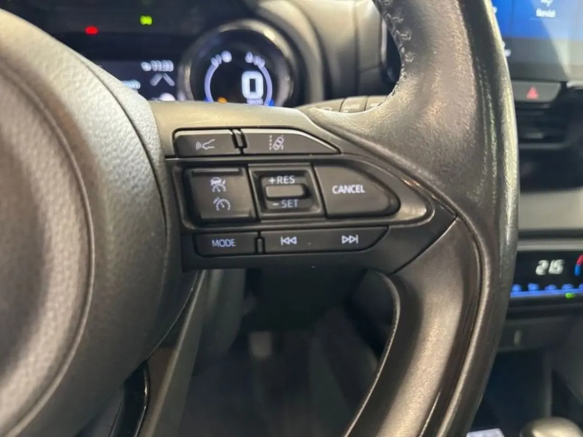 Toyota Yaris usata a Prato (14)
