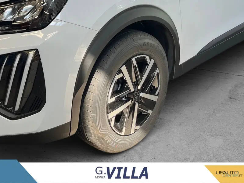 Peugeot 2008 nuova a Monza e Brianza (7)