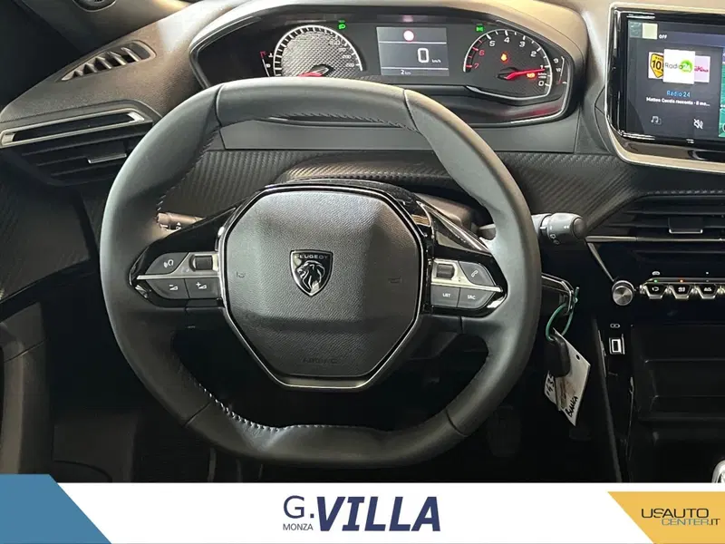 Peugeot 2008 nuova a Monza e Brianza (9)
