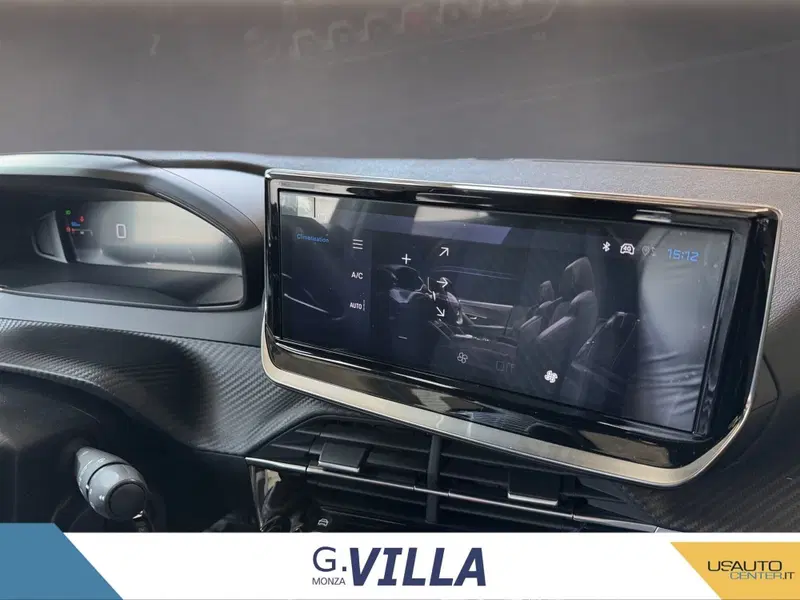 Peugeot 2008 nuova a Monza e Brianza (11)