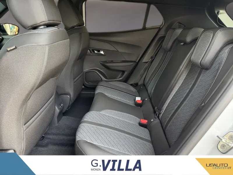 Peugeot 2008 nuova a Monza e Brianza (14)