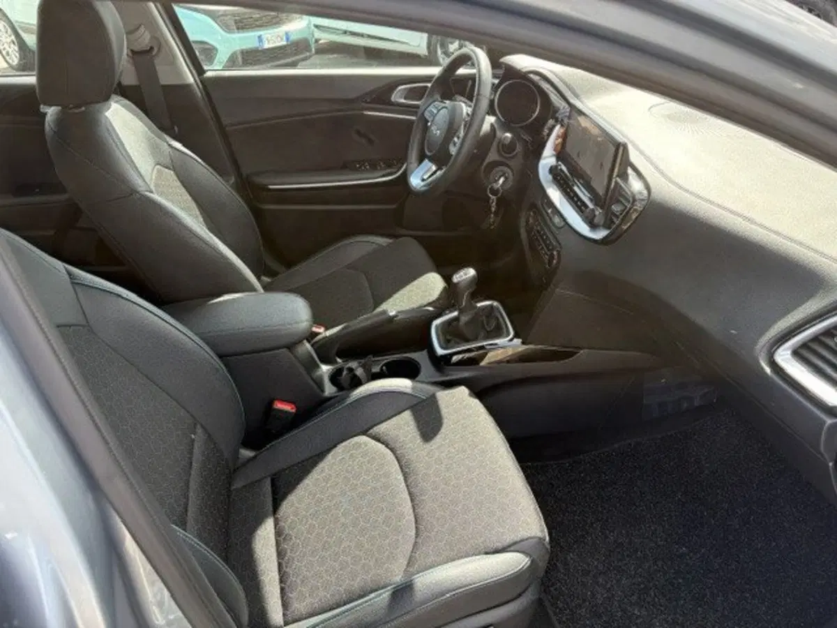 Kia XCeed usata a Macerata (11)