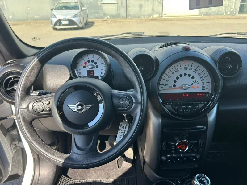 MINI Mini Countryman usata a Piacenza (11)