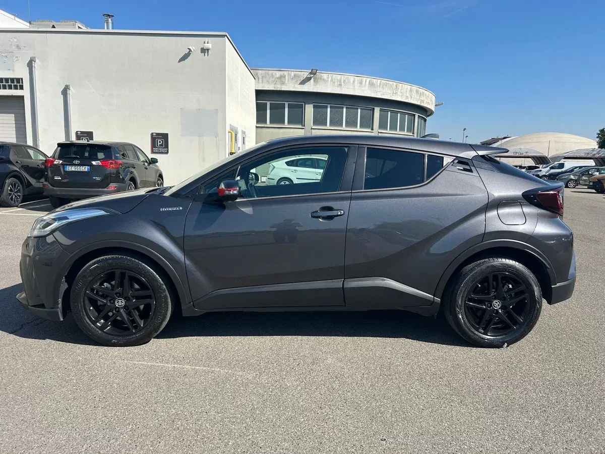 Toyota Toyota C-HR usata a Piacenza (3)