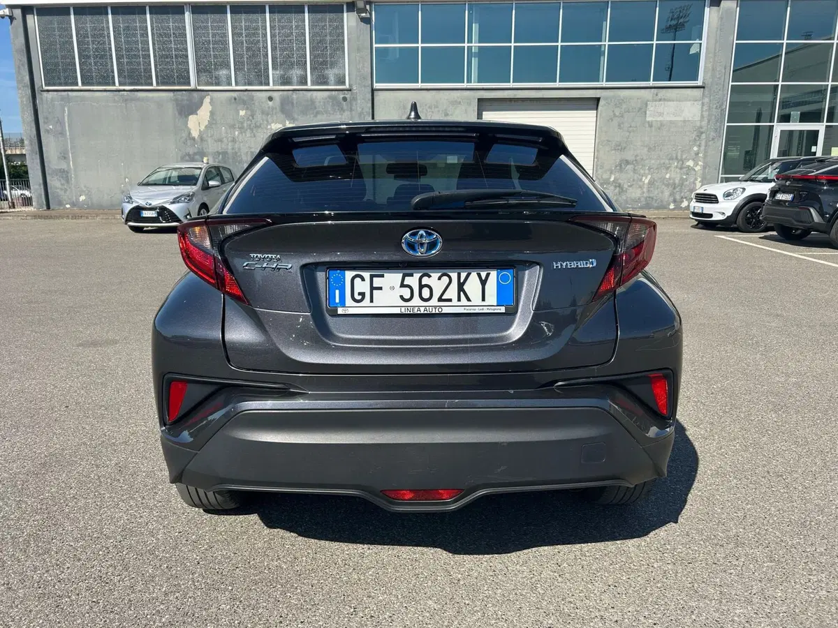 Toyota Toyota C-HR usata a Piacenza (5)