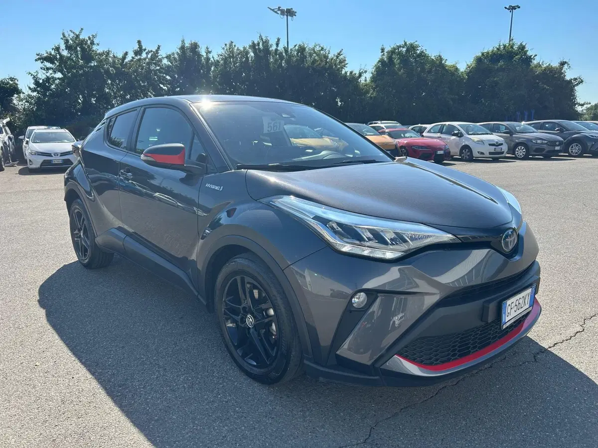 Toyota Toyota C-HR usata a Piacenza (8)
