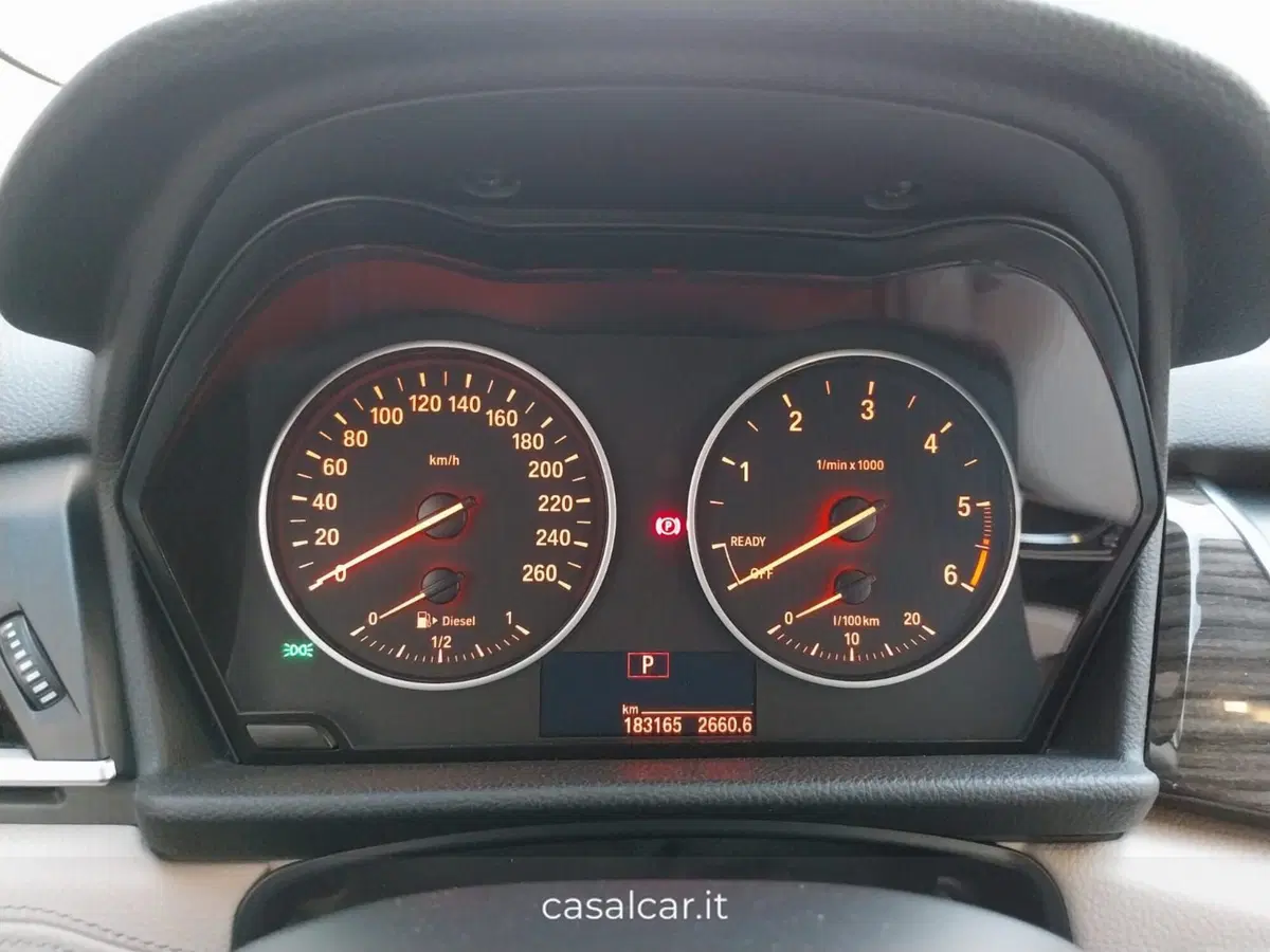 BMW Serie 2 Active Tourer usata a Salerno (13)