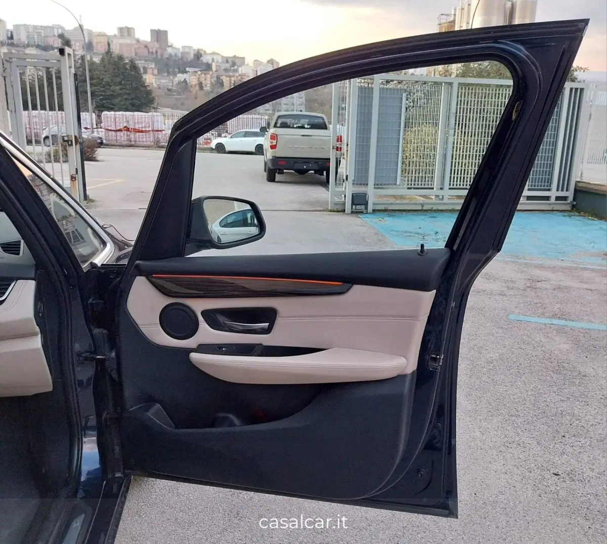 BMW Serie 2 Active Tourer usata a Salerno (15)