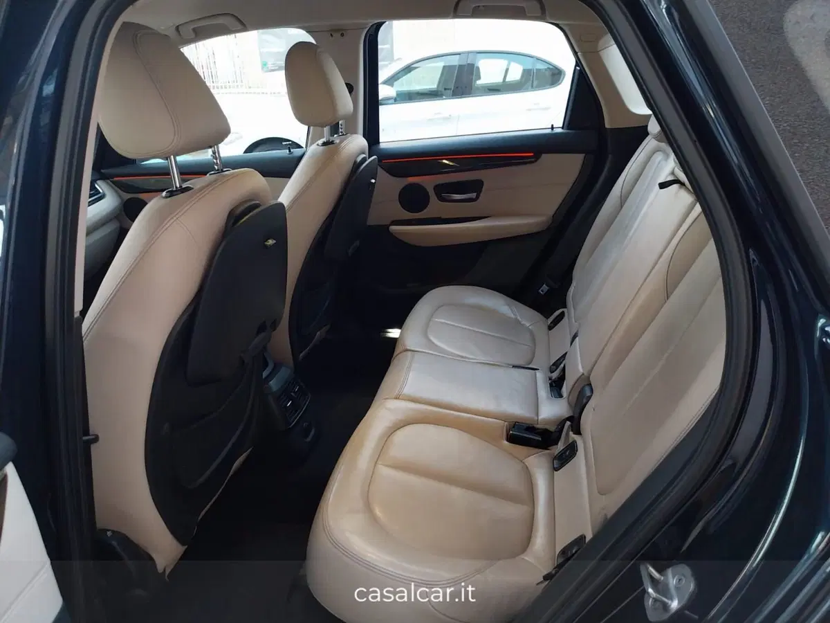 BMW Serie 2 Active Tourer usata a Salerno (17)