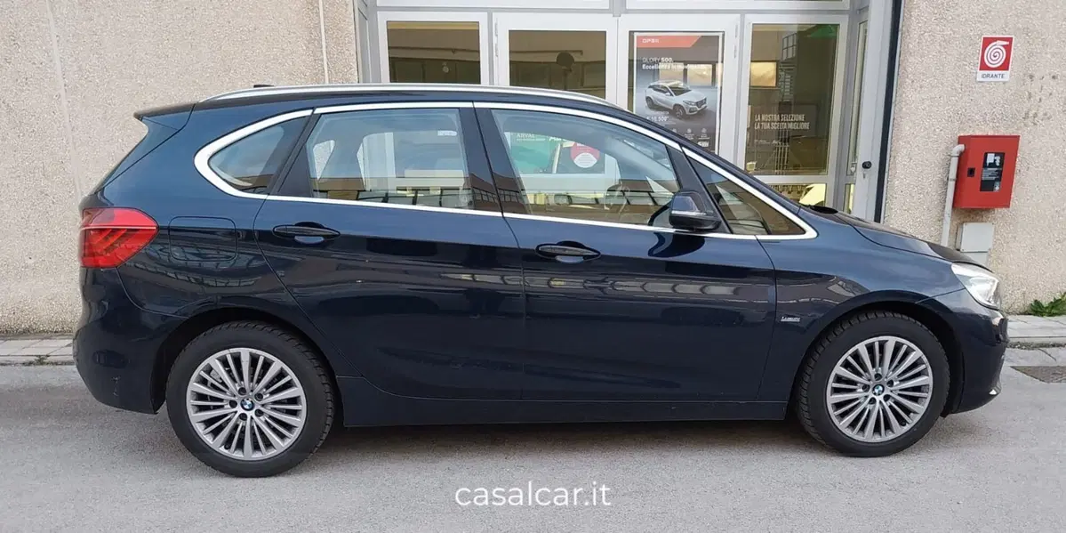 BMW Serie 2 Active Tourer usata a Salerno (5)