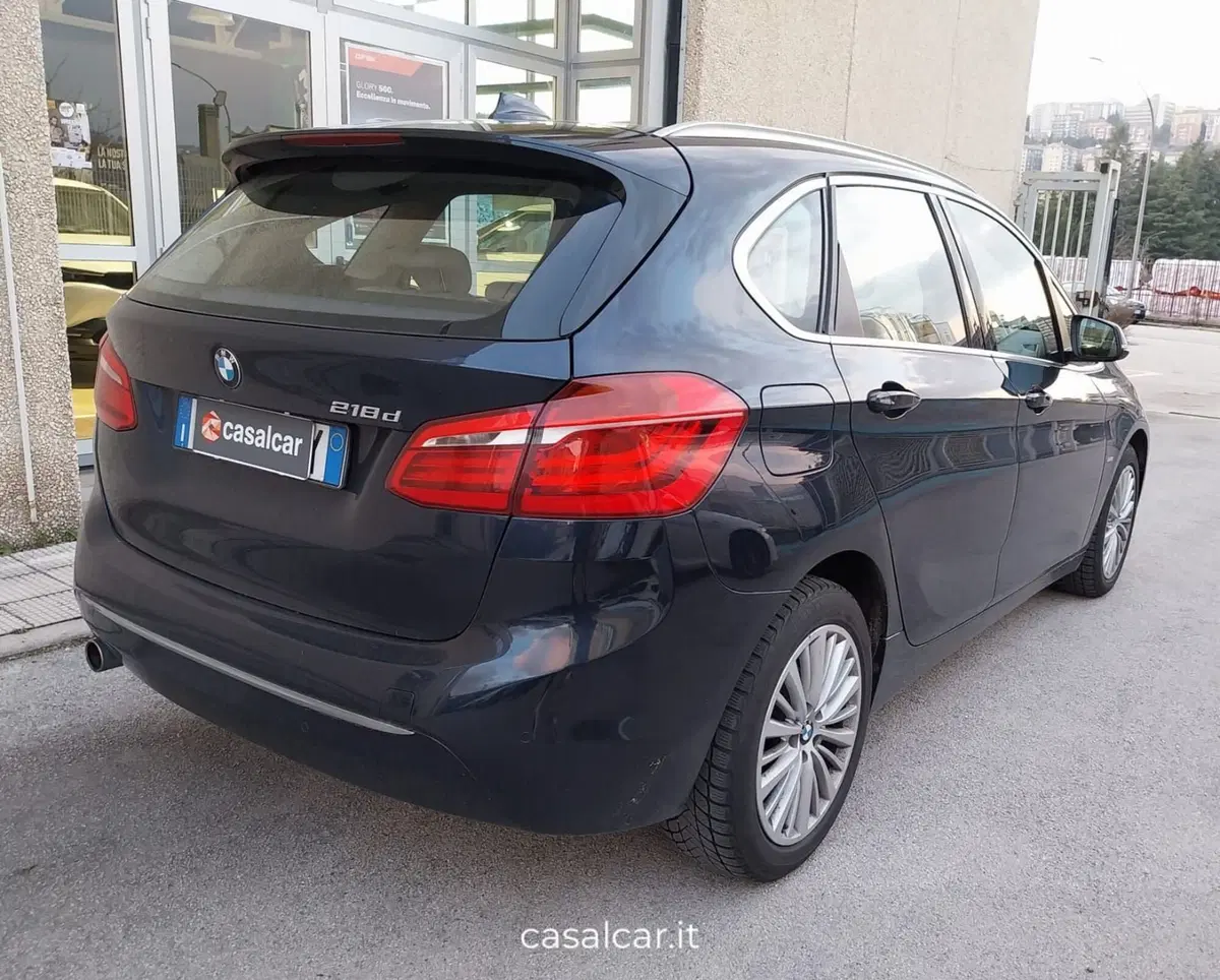BMW Serie 2 Active Tourer usata a Salerno (6)