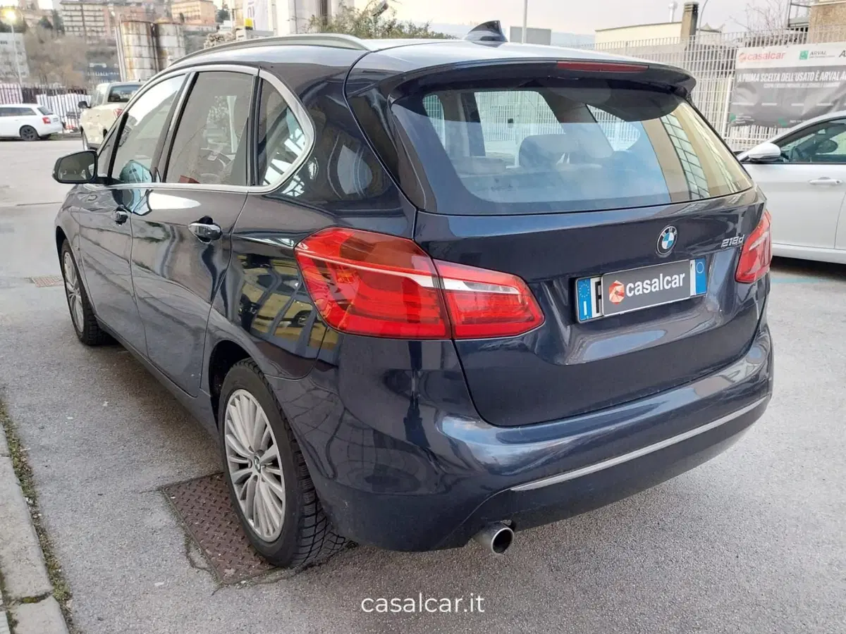 BMW Serie 2 Active Tourer usata a Salerno (8)