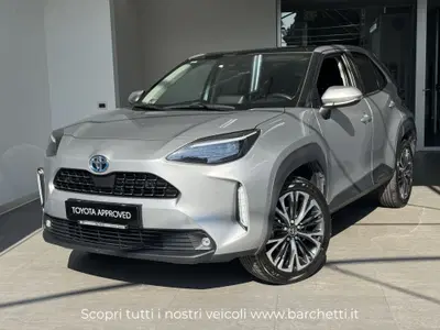 Toyota Yaris Cross 1.5 Hybrid 5p. E-CVT AWD-i Lounge del 2022 usata a Brescia
