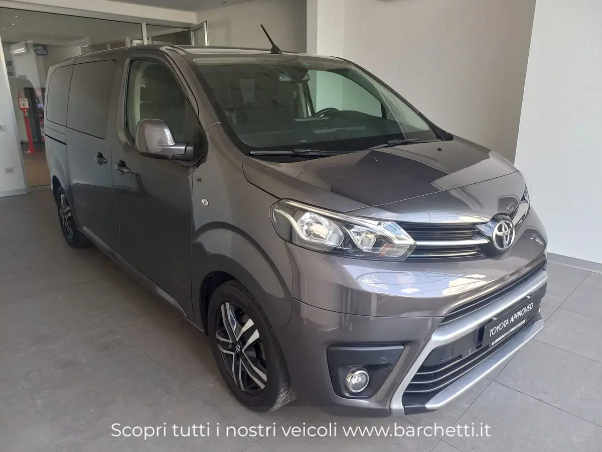 Toyota Proace Verso usata a Brescia (3)