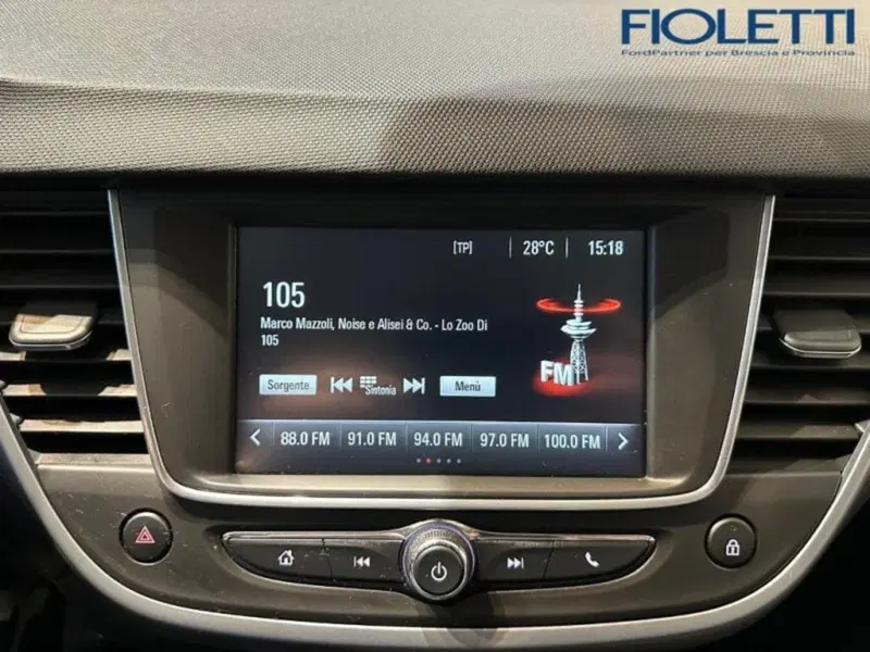 Opel Crossland X usata a Brescia (10)