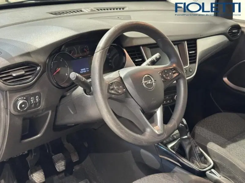 Opel Crossland X usata a Brescia (14)