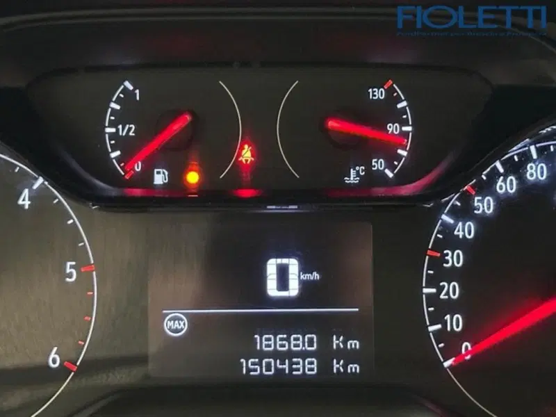 Opel Crossland X usata a Brescia (8)