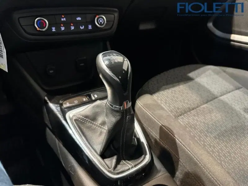 Opel Crossland X usata a Brescia (9)