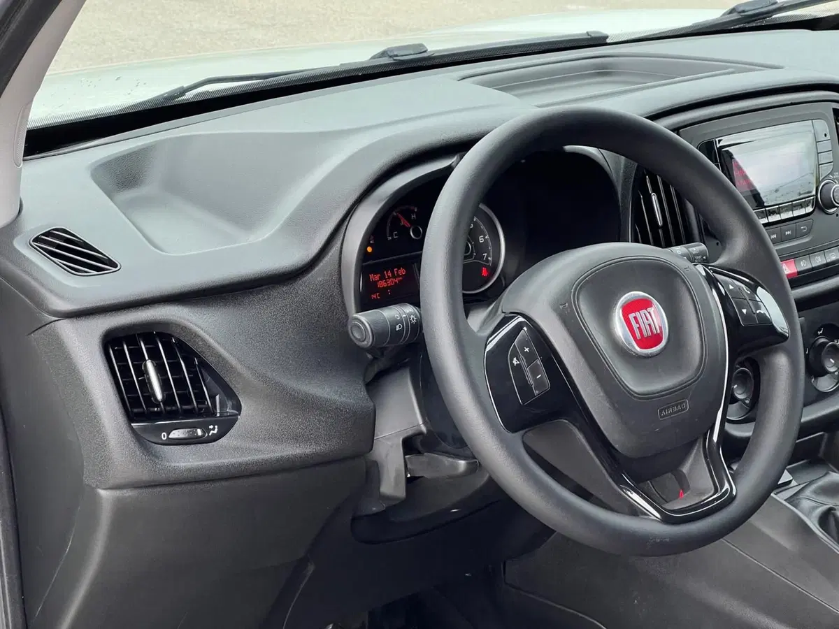 Fiat Doblò Furgone usata a Matera (10)