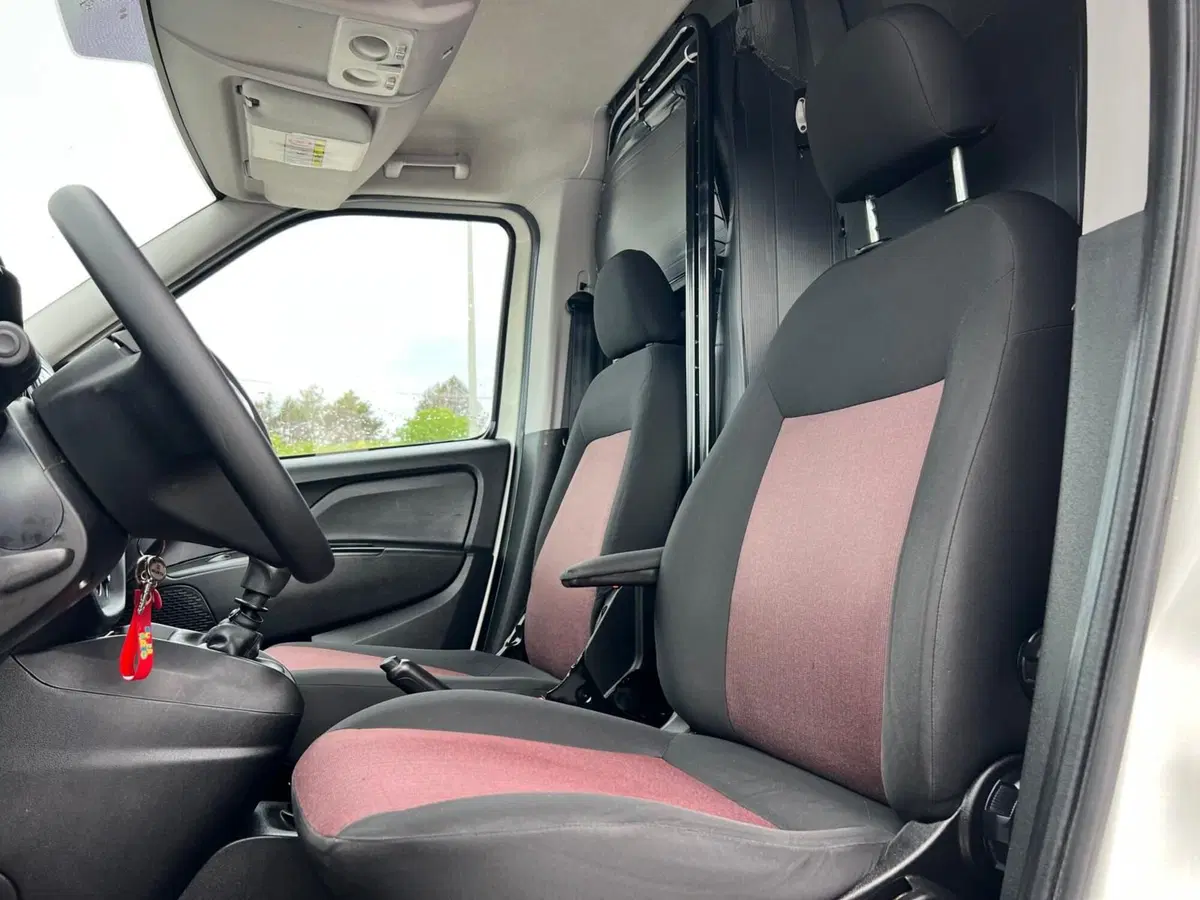 Fiat Doblò Furgone usata a Matera (13)