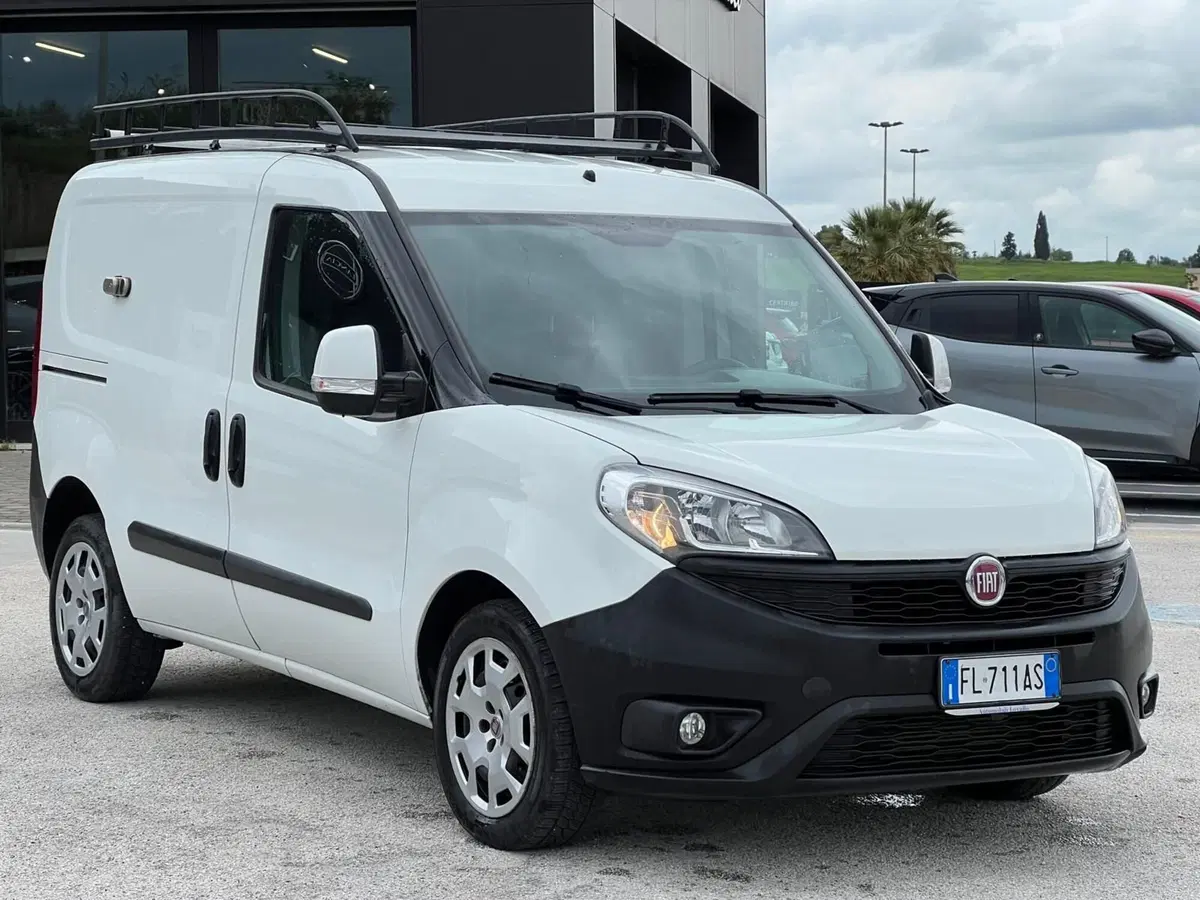 Fiat Doblò Furgone usata a Matera (3)