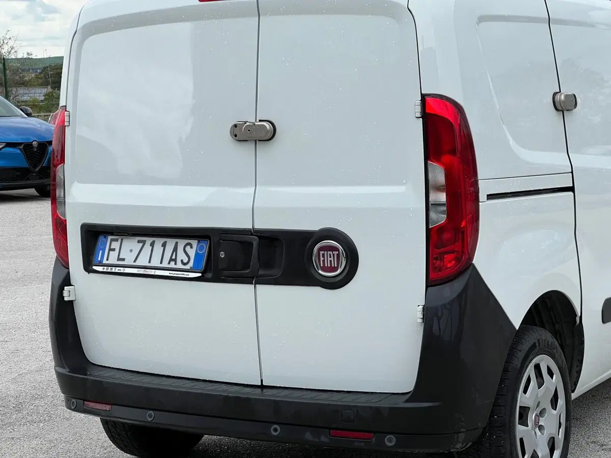 Fiat Doblò Furgone usata a Matera (5)