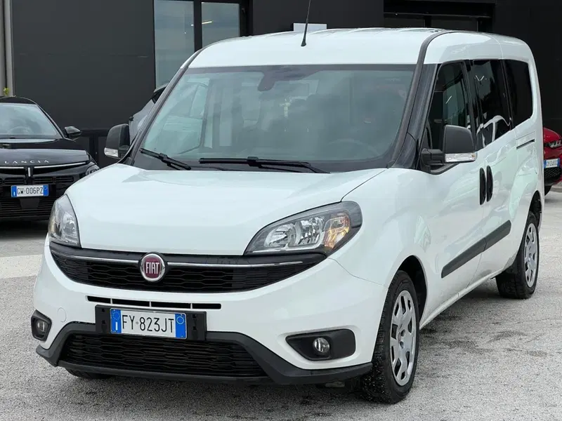 Fiat Doblò usata a Matera