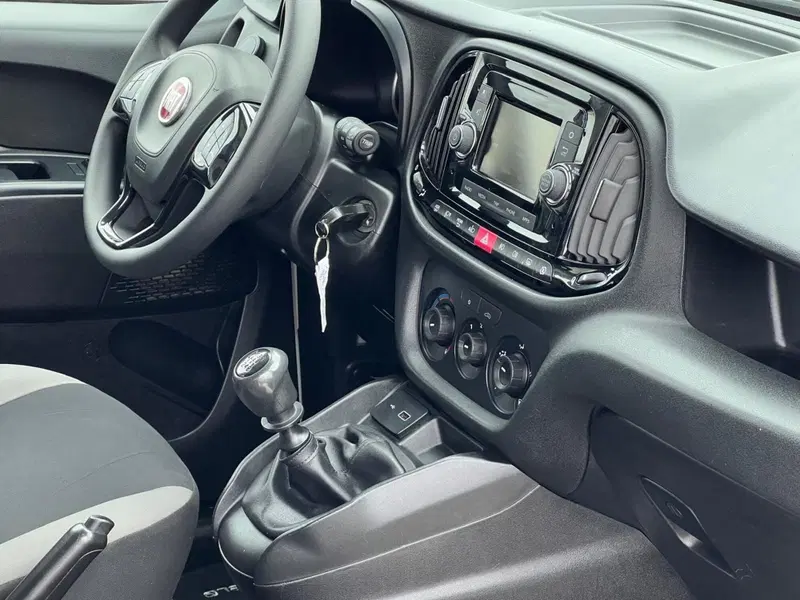 Fiat Doblò usata a Matera (15)