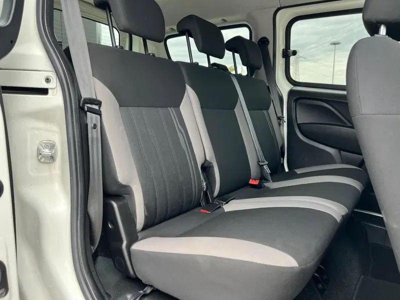 Fiat Doblò usata a Matera (19)
