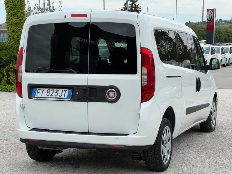 Fiat Doblò usata a Matera (6)