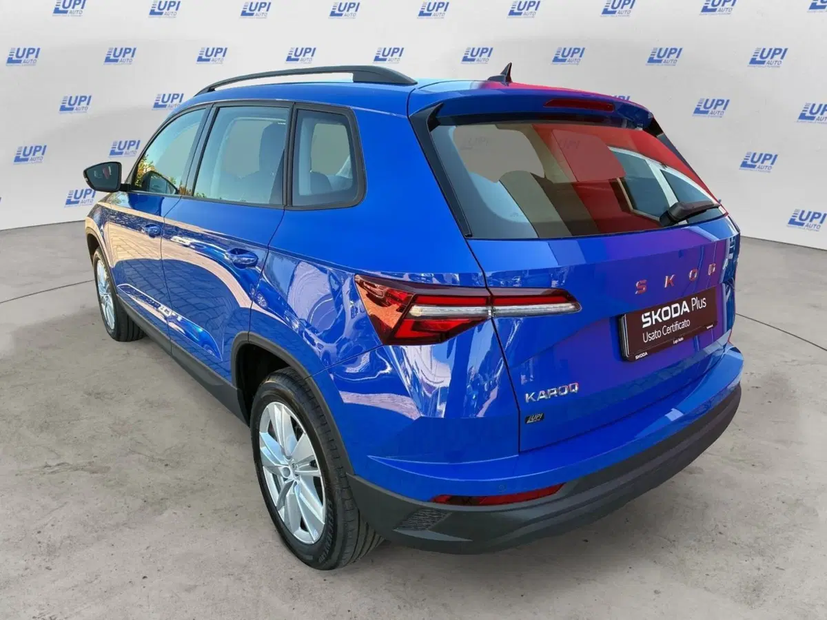 Skoda Karoq nuova a Pistoia (4)