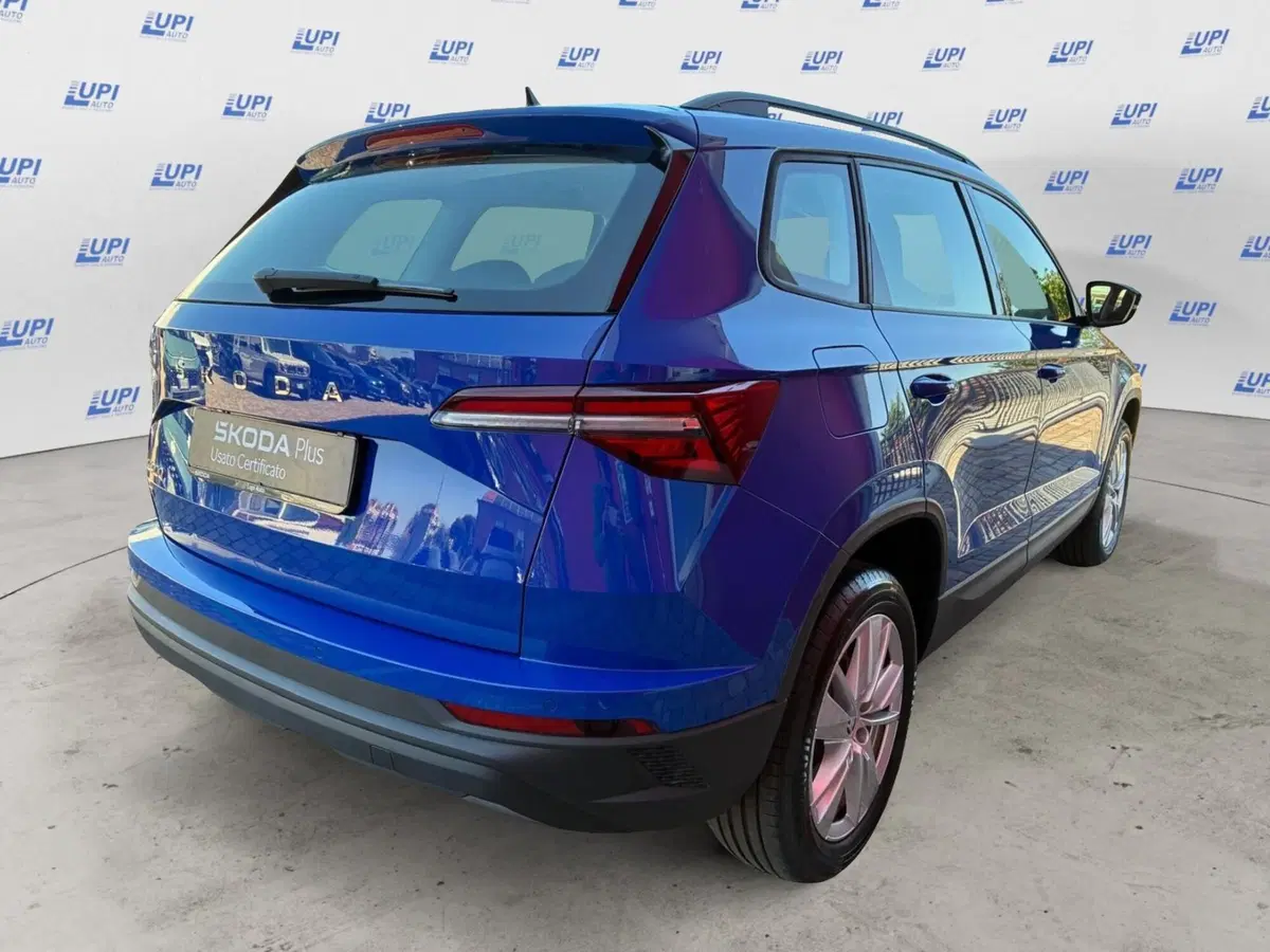 Skoda Karoq nuova a Pistoia (5)