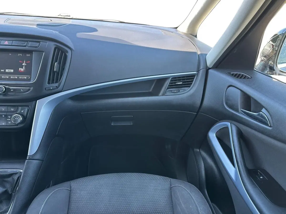 Opel Zafira usata a Pistoia (14)