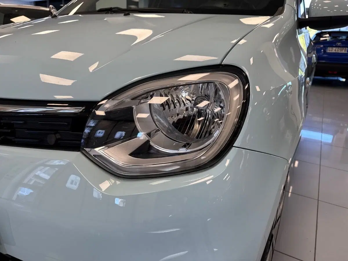 Renault Twingo usata a Prato (7)