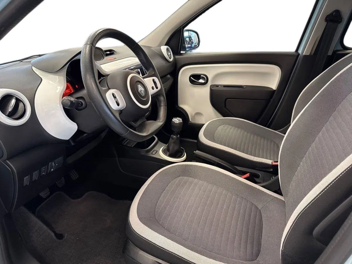 Renault Twingo usata a Prato (9)