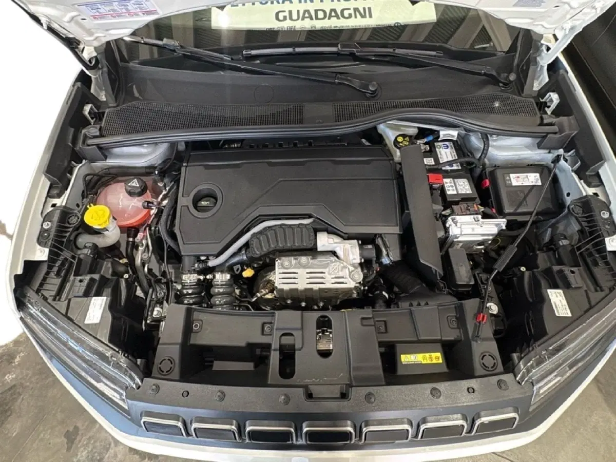 Jeep Avenger nuova a Agrigento (12)
