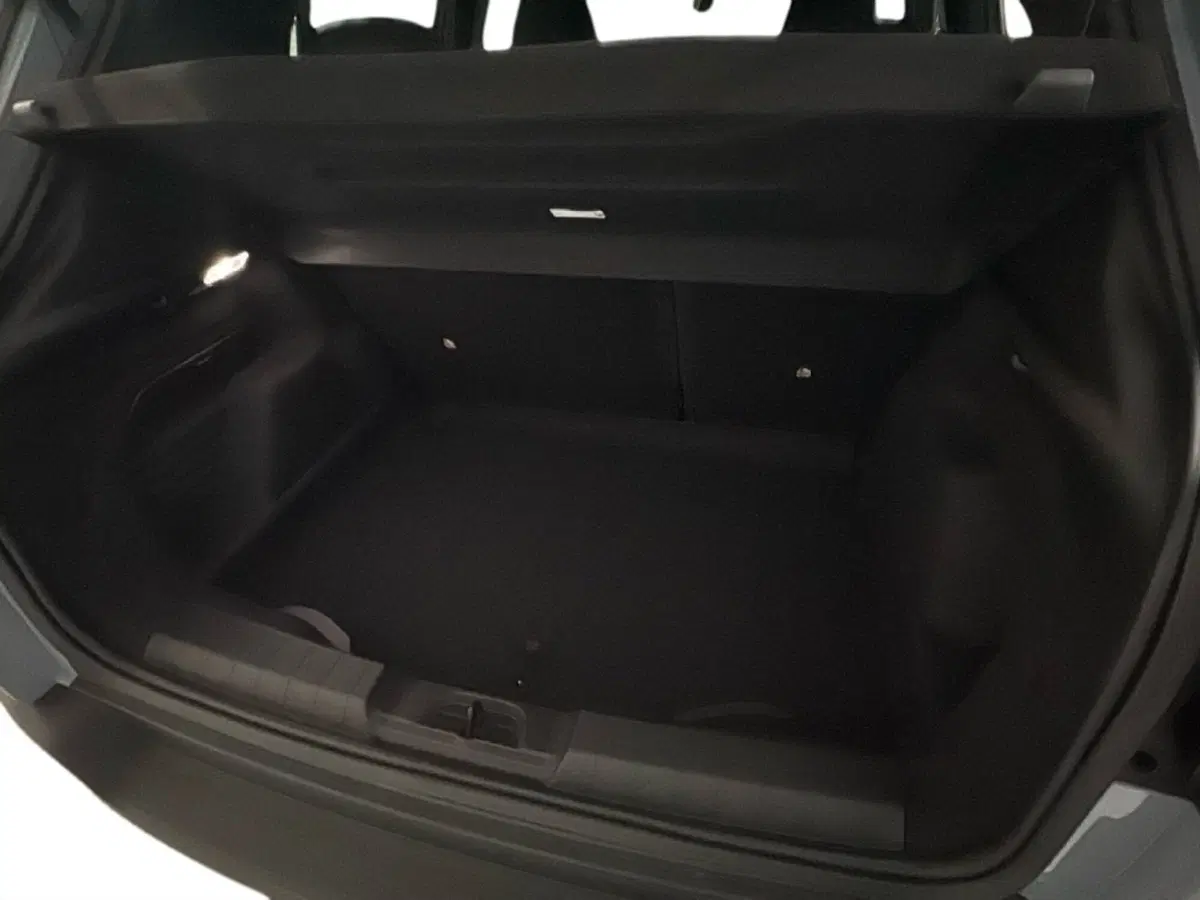 Jeep Avenger nuova a Agrigento (14)