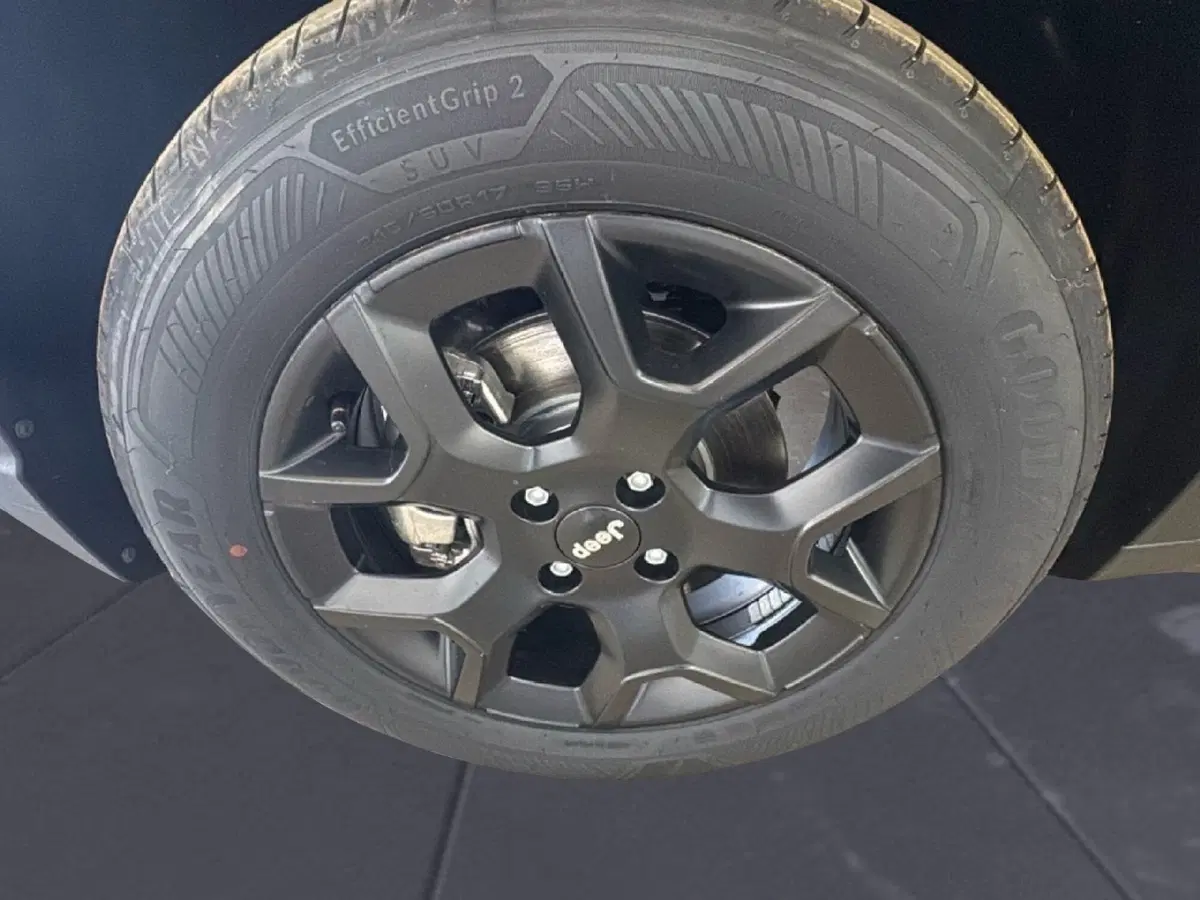 Jeep Avenger nuova a Agrigento (15)