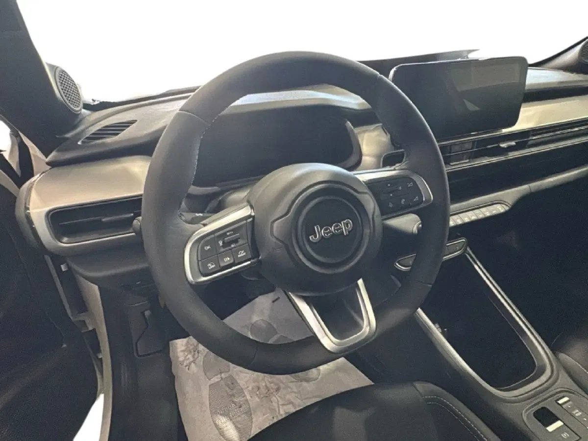 Jeep Avenger nuova a Agrigento (20)