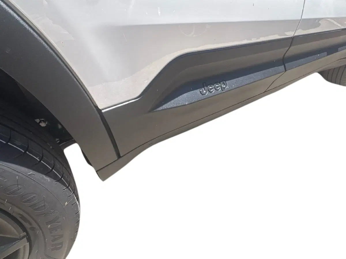Jeep Avenger nuova a Agrigento (8)