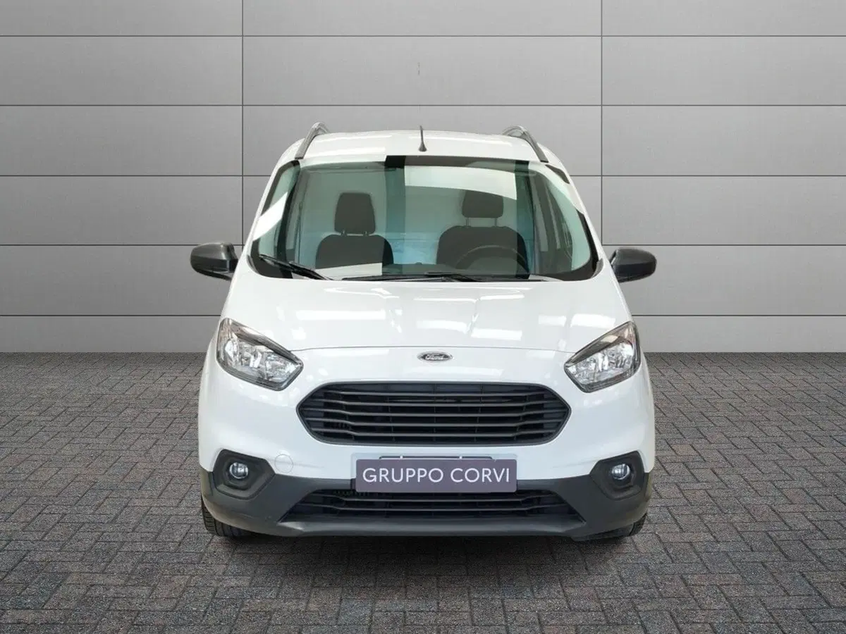 Ford Transit Courier usata a Roma (10)