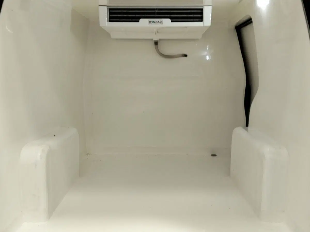 Ford Transit Courier usata a Roma (4)