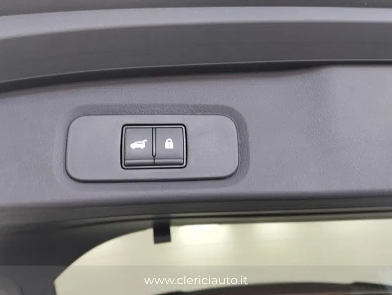Nissan Qashqai usata a Como (14)