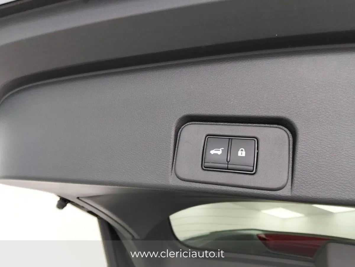 Nissan X-Trail usata a Como (16)
