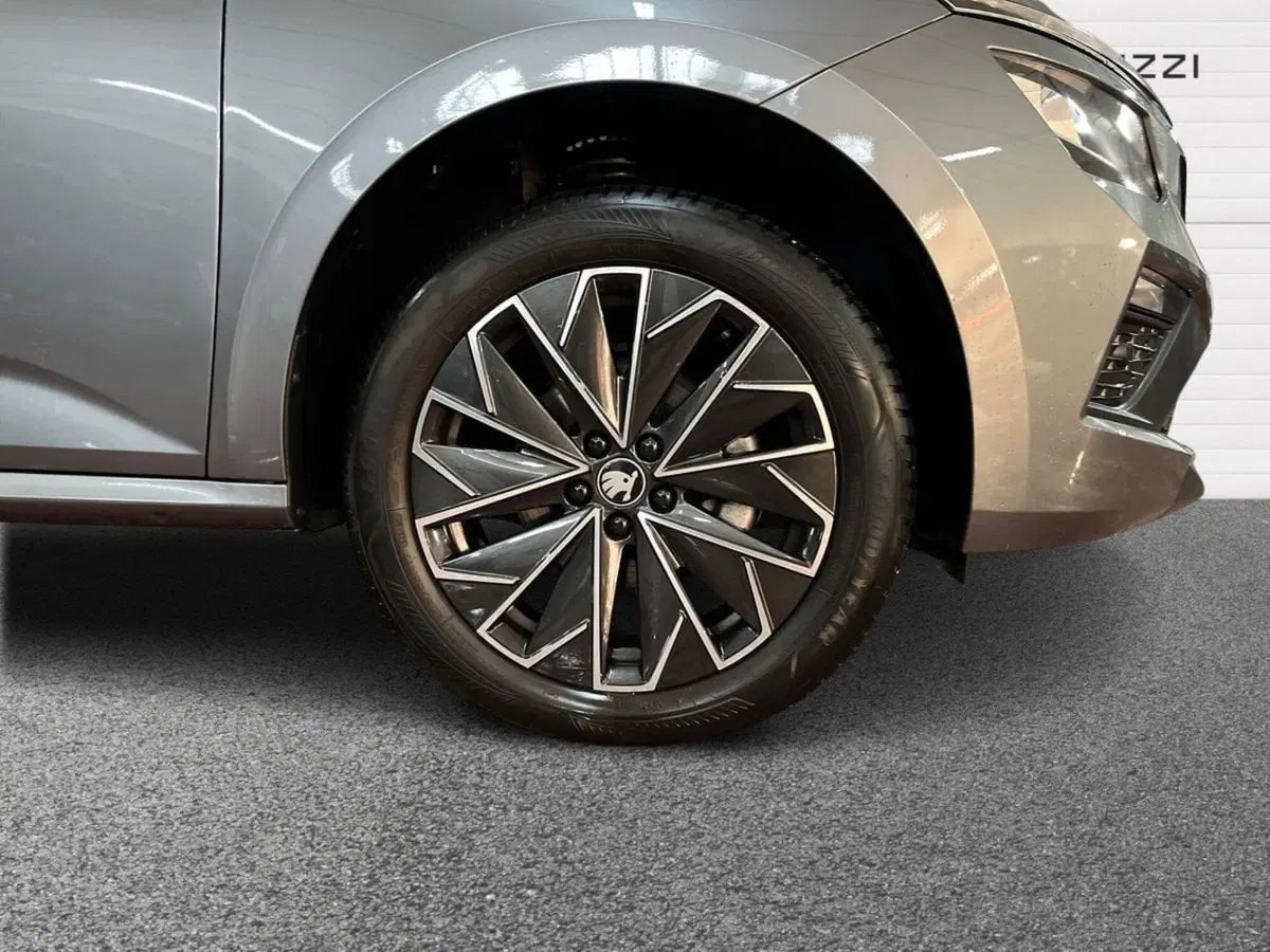 Skoda Kamiq usata a Lecce (6)