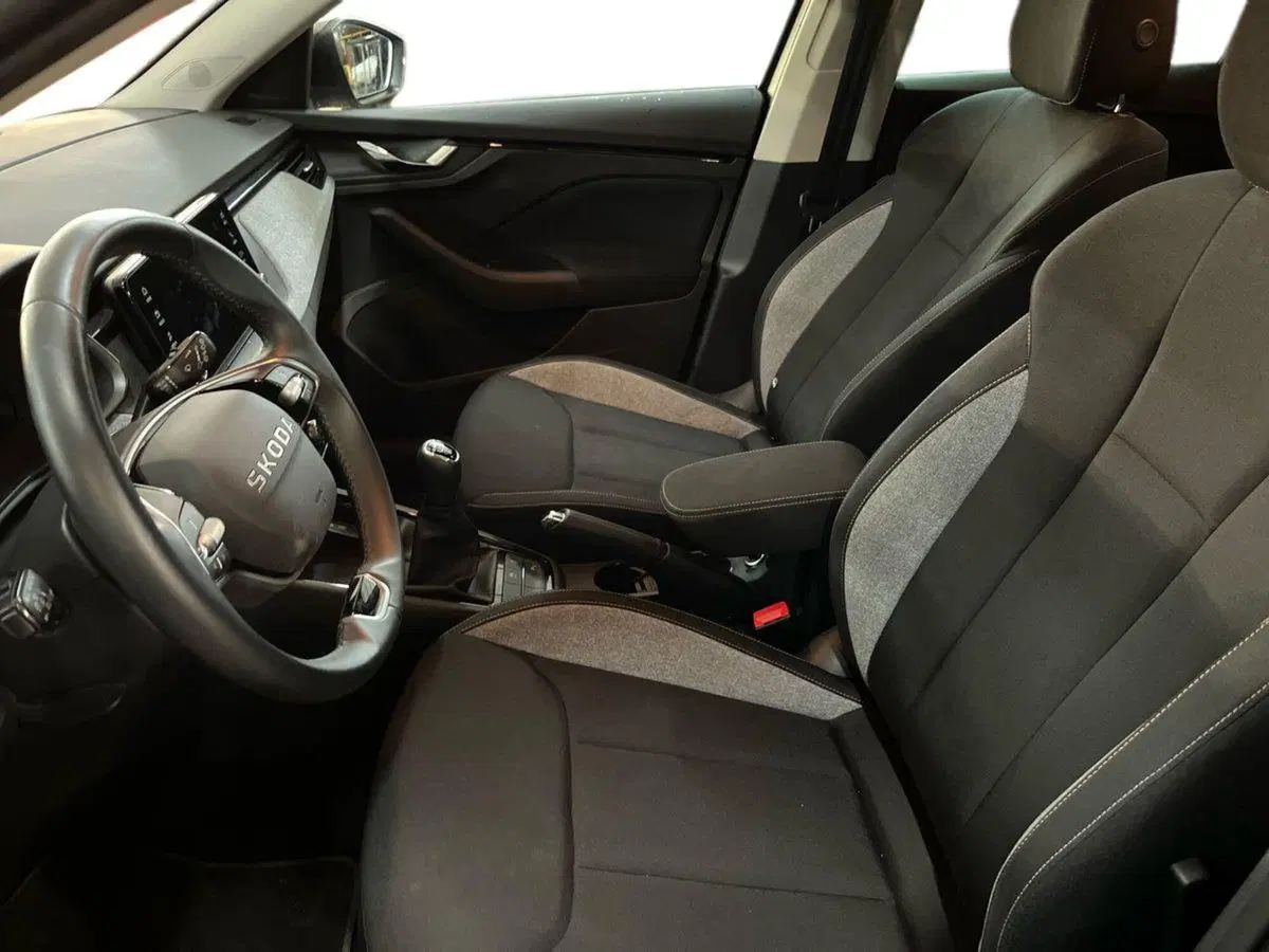 Skoda Kamiq usata a Lecce (7)