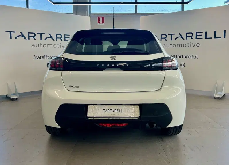 Peugeot 208 usata a Bari (6)