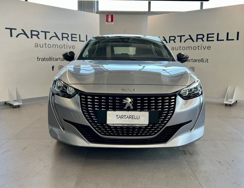 Peugeot 208 usata a Bari (2)