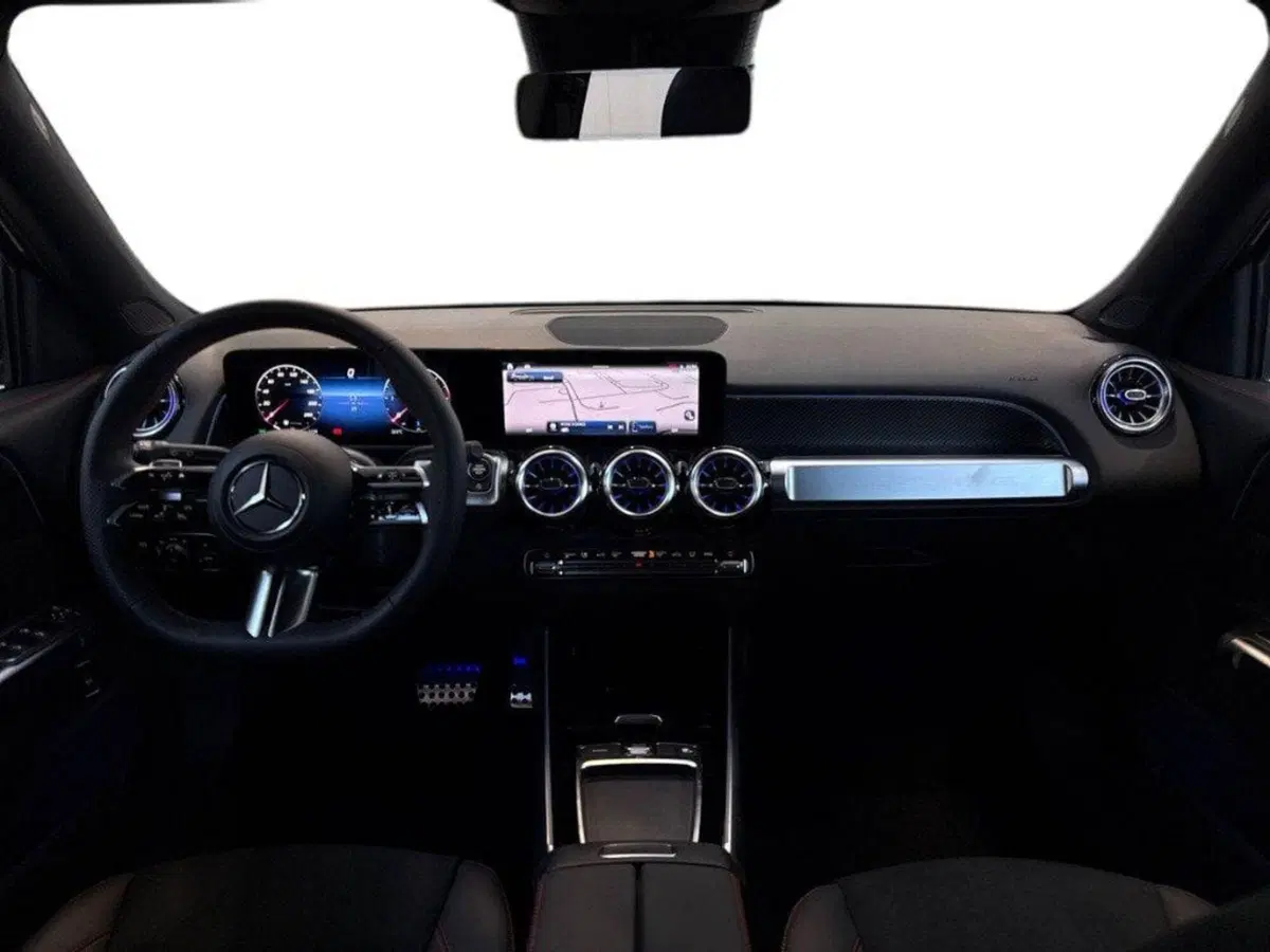 Mercedes-Benz GLB nuova a Rimini (10)