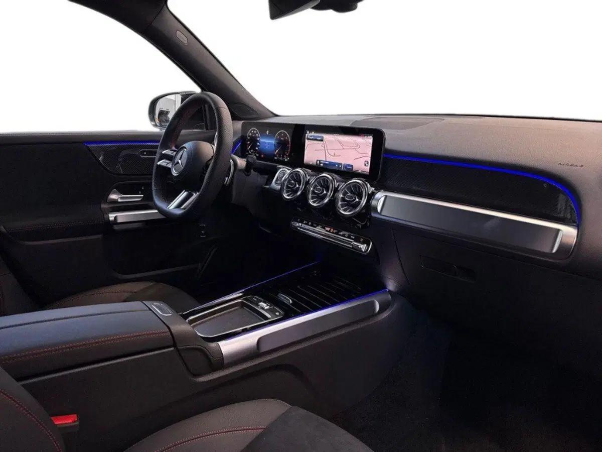 Mercedes-Benz GLB nuova a Rimini (12)